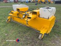 Forklift sweeper bucket - 2