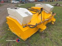 Forklift sweeper bucket - 3