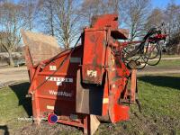 Westmac P2000S straw spreader, 1995