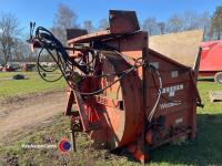 Westmac P2000S straw spreader, 1995 - 2