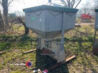 Peter Allen major feeder