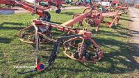 Fransguard PZ haybob 300 with spreader gates