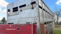 25ft tractor drawn livestock trailer - 3