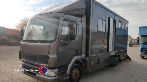 2004 DAF LF 45.150 7.5T horsebox, cab tilts, crawl through, gas cooker/fridge, wc, stalls for 3 with living, MOT 31.08.25 - 00’S 303667km - 5 former keepers - HPi clear - PF4UWM - V5 in office, key in office