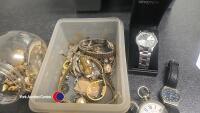 Quantity of costume jewellery and ladies and gents watches - 2