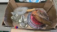 2 x boxes of assorted kitchen crockery including 2 glass condiment sets - 2
