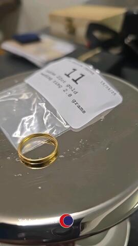 Ladies 22ct gold wedding ring 2.8 grams