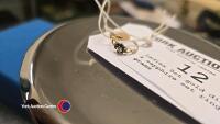 Ladies 9ct gold diamond & sapphire set ring 0.8 grams - 2