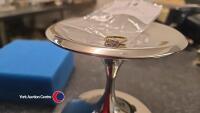 Ladies 18ct gold diamond set ring 2.2 grams - 2