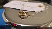 Ladies 9ct gold ring 2 grams