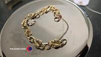 Ladies 9ct gold leaf & link design bracelet inc charm. 12.7 gramms - 3