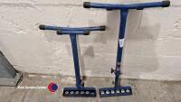 2 ball bearing trellis legs