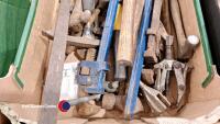 Box of assorted hammers, chisels and record wrenches - 4