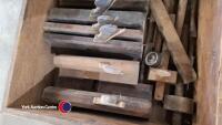 Box of vintage edging planes/scribers - 3