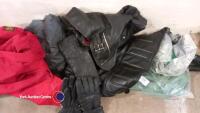 Quantity of leather motorcycle accessories - 2