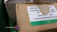 3 boxes of 500 x 4.8 x 25mm yellow head screws. 1 box of 1000 A2 stainless steel M4 x 25mm screws. - 4