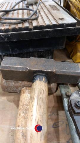 2 x Sledge Hammers