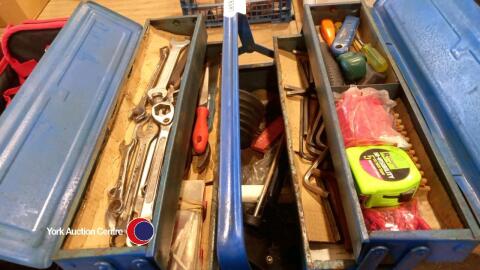 Toolbox & tools