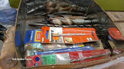7 x drill bits, new, and quantity of used drill bits
