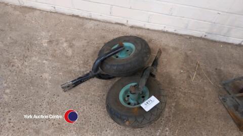 Pair of small wheels