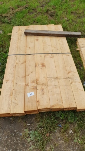 Pack of boards, laths, T&G etc 35 x 5.5x0.5x70.5"