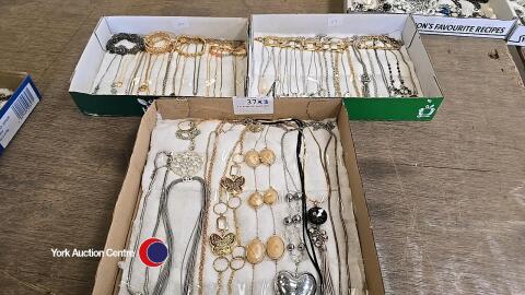 3 x trays of jewellery