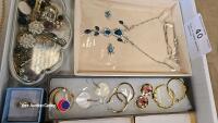 Tray of boxed quality jewellery - 3