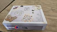 Large hinged decorative box of bead jewellery - 3