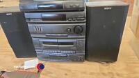 Sony music centre + speakers - 2