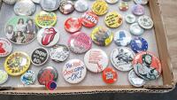 Quantity of advertising pin badges - 3