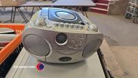 Philips combi & TV bracket &b Alba ghetto blaster - 2