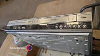 Philips combi & TV bracket &b Alba ghetto blaster - 3