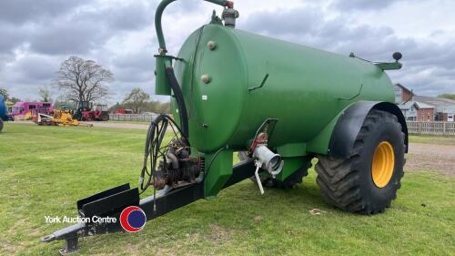 Cross Engineering 2250 gallon slurry tanker