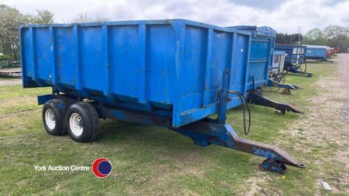 8T twin axle tipping trailer