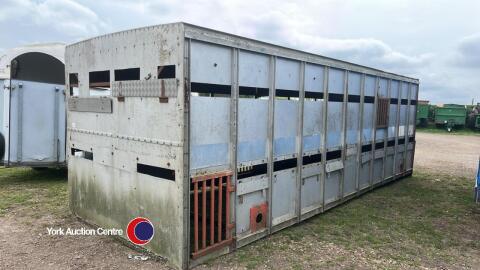 25ft cattle/livestock container