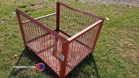 Steel mesh stackable cage - 2