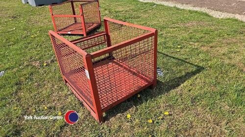 Steel mesh stackable cage