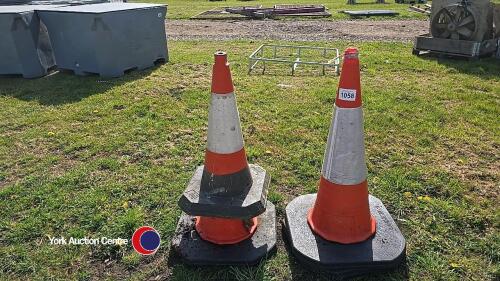 4 x road cones