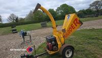 Towable wood chipper, blades in office - 3