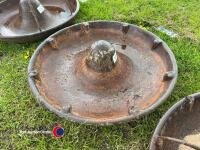 Round cast iron pig feed trough - 2