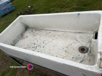 4ft x 2ft Belfast sink on stand - 3