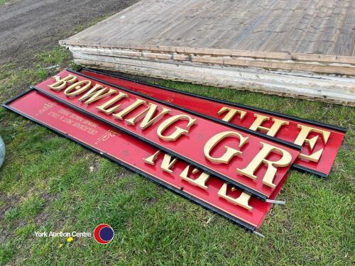 Large bowling green sign