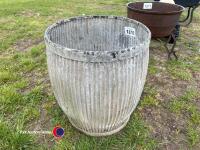 Garden dolly tub