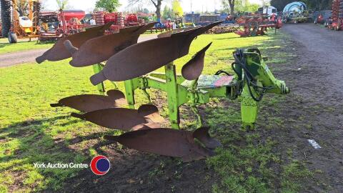 Dowdeswell 3F reversible plough