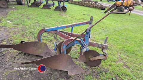 2F plough