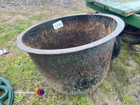 Pig cast trough