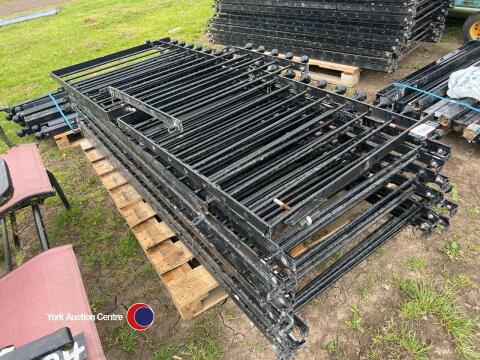18 x 2m x 800 wrought iron railings with posts