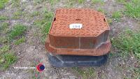 Cast inspection chamber tops