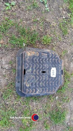 Cast inspection chamber tops