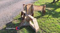 Single leg subsoiler